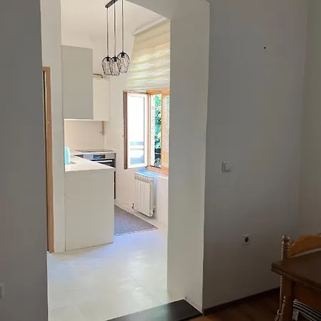 Apartment In Area Of *